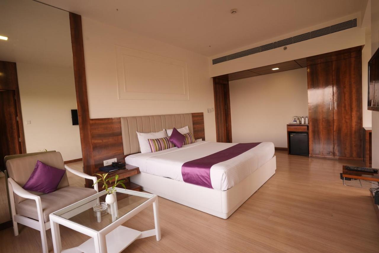 Hotel Hardeo Nagpur Exterior foto