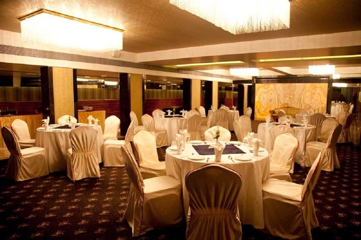 Hotel Hardeo Nagpur Exterior foto